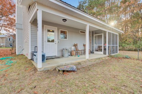 A home in Summerville