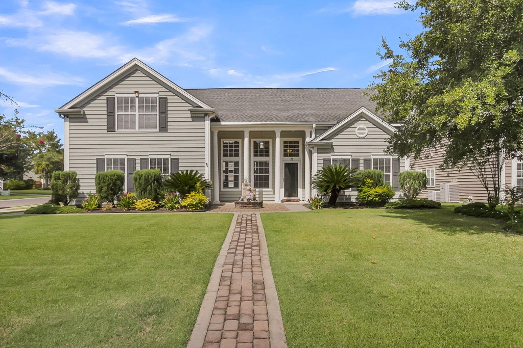 Photo of 100 Cottage Path Lane, Summerville, SC 29485 (MLS # 26027581)