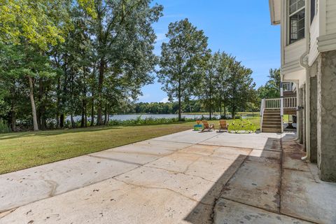 A home in Goose Creek