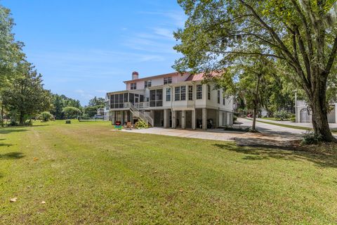 A home in Goose Creek