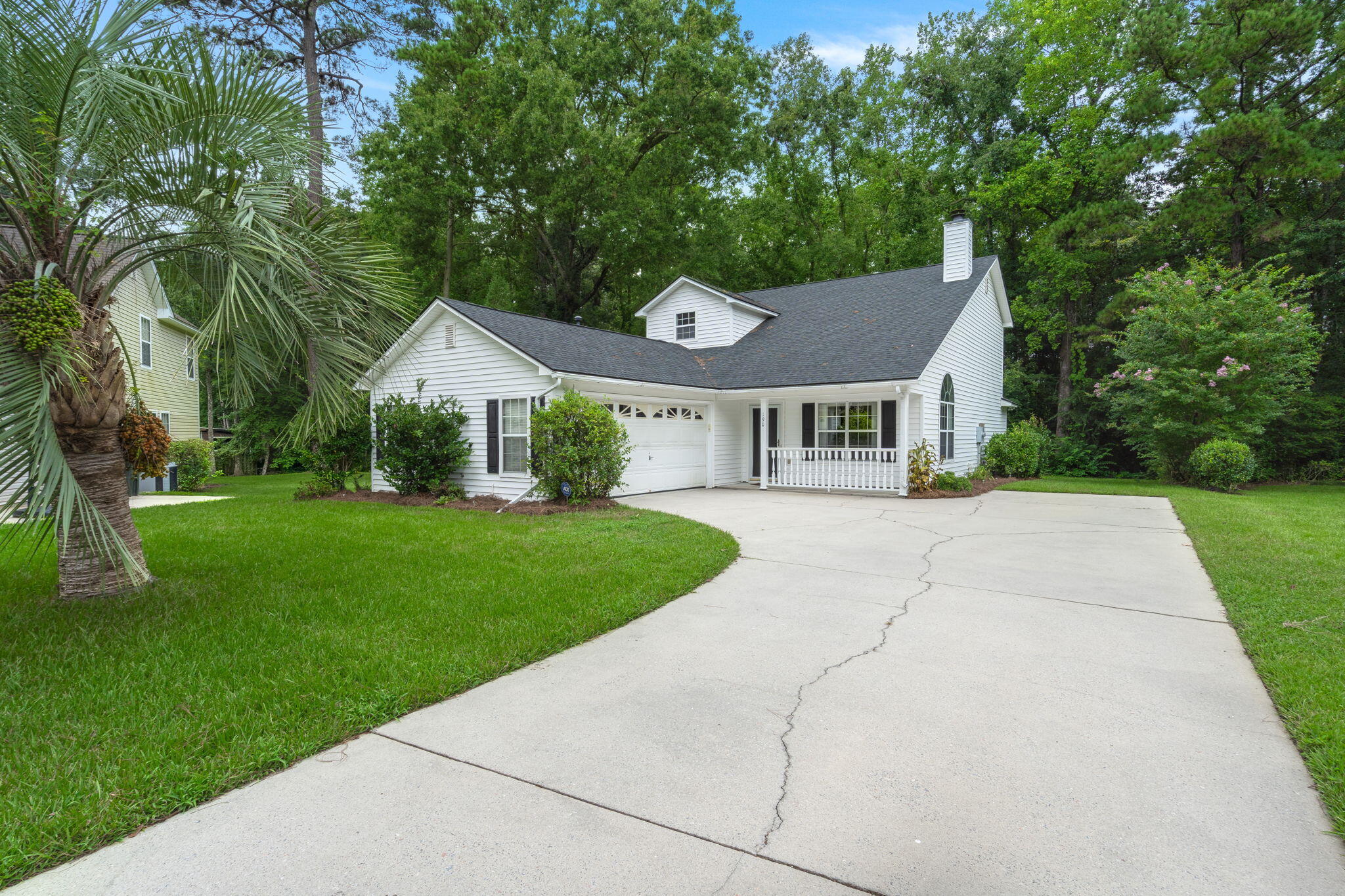 View Summerville, SC 29485 house