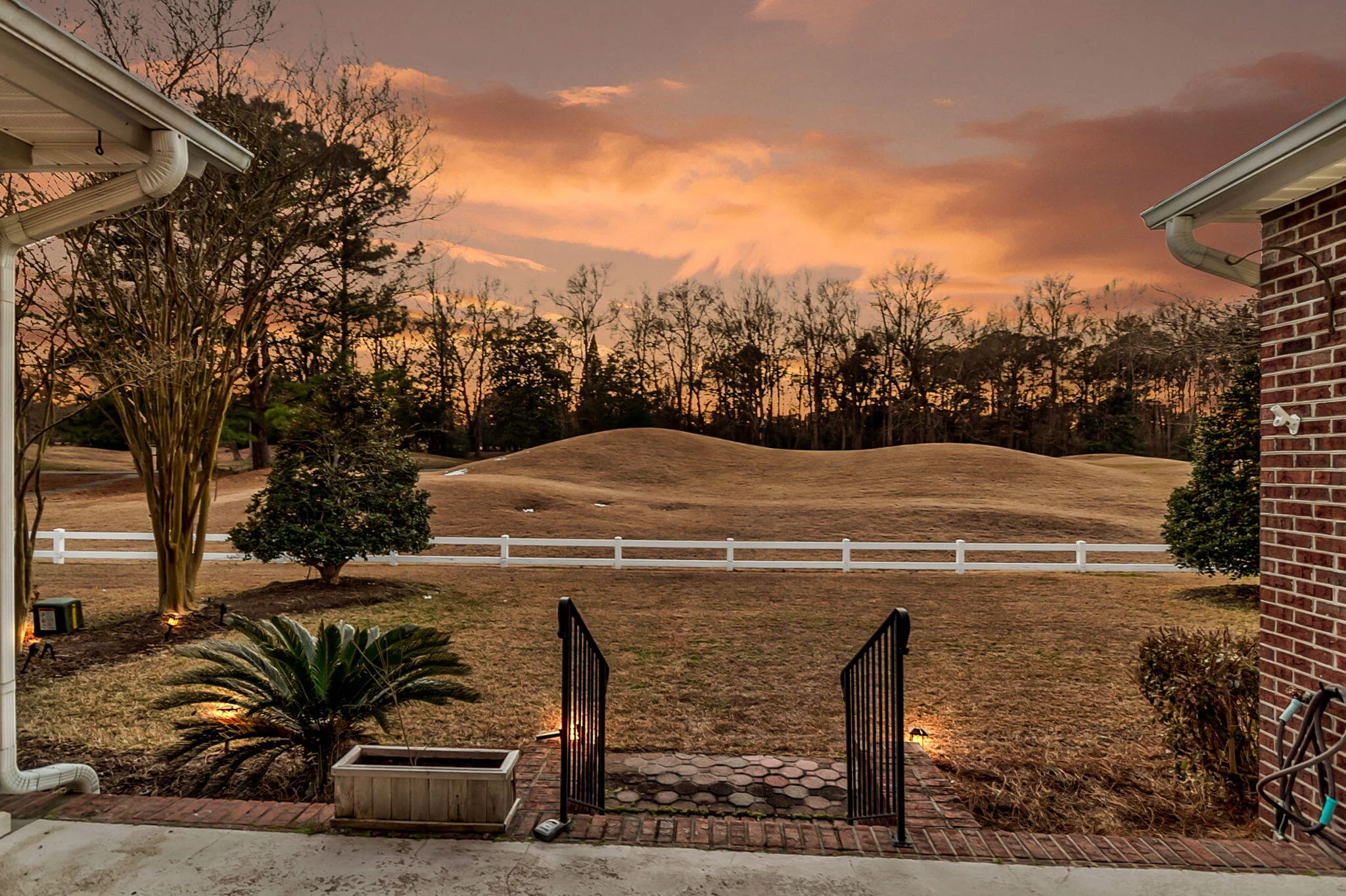 763 Hamlet Circle