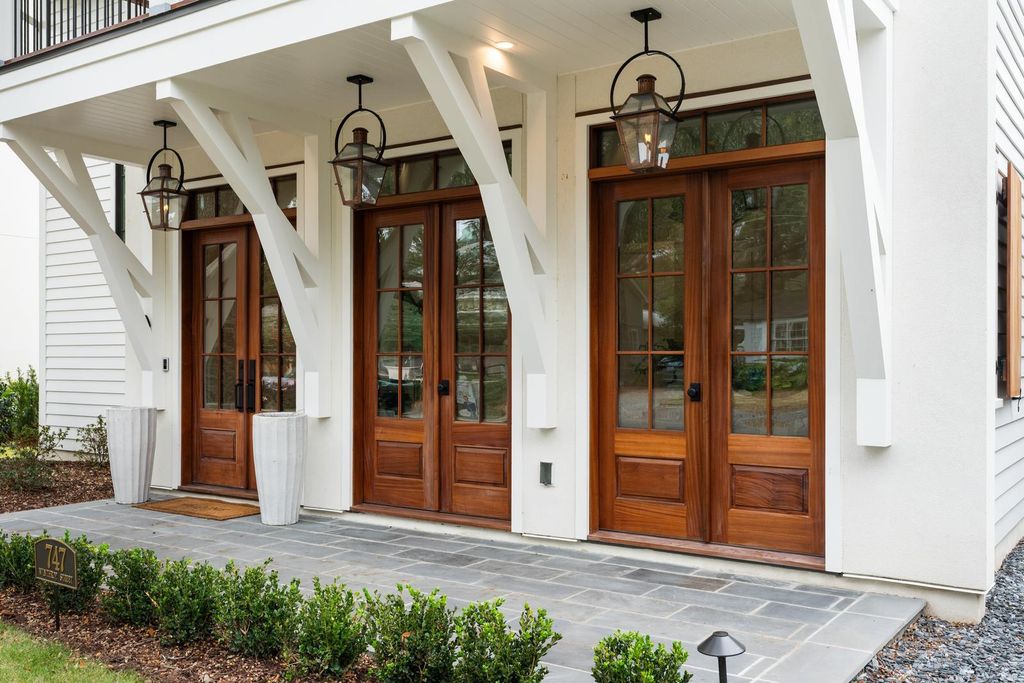 Photo of 747 Winthrop Street, Mount Pleasant, SC 29464 (MLS # 26001452)