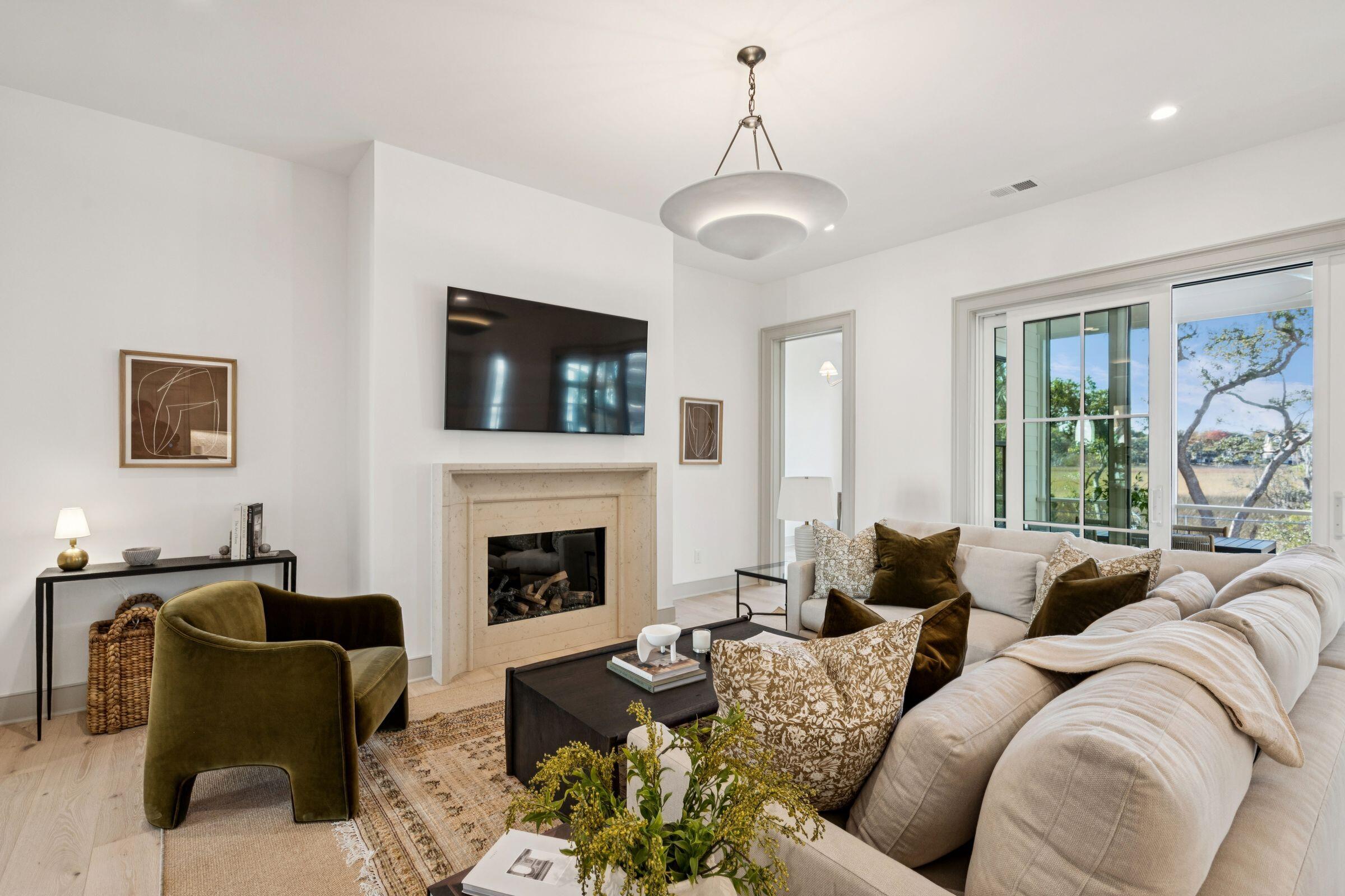 519 Helmsman Street #519