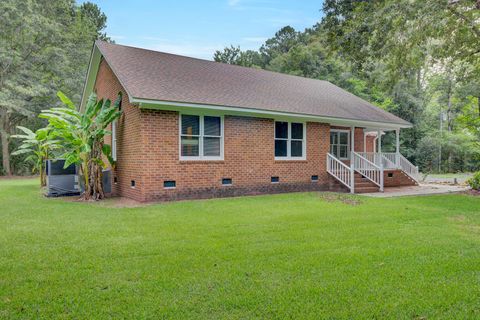 A home in Summerville