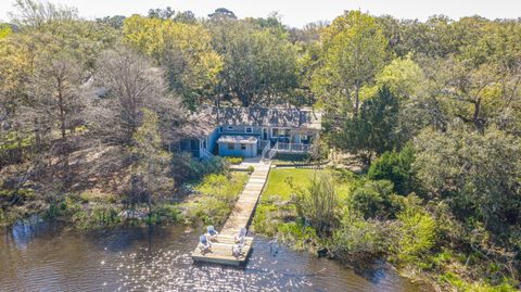 Photo of 816 Bose Court, Mount Pleasant, SC 29464 (MLS # 25032663)