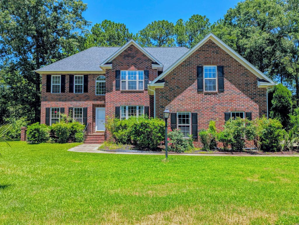 Photo of 150 Haleswood Circle, Goose Creek, SC 29445 (MLS # 26016135)
