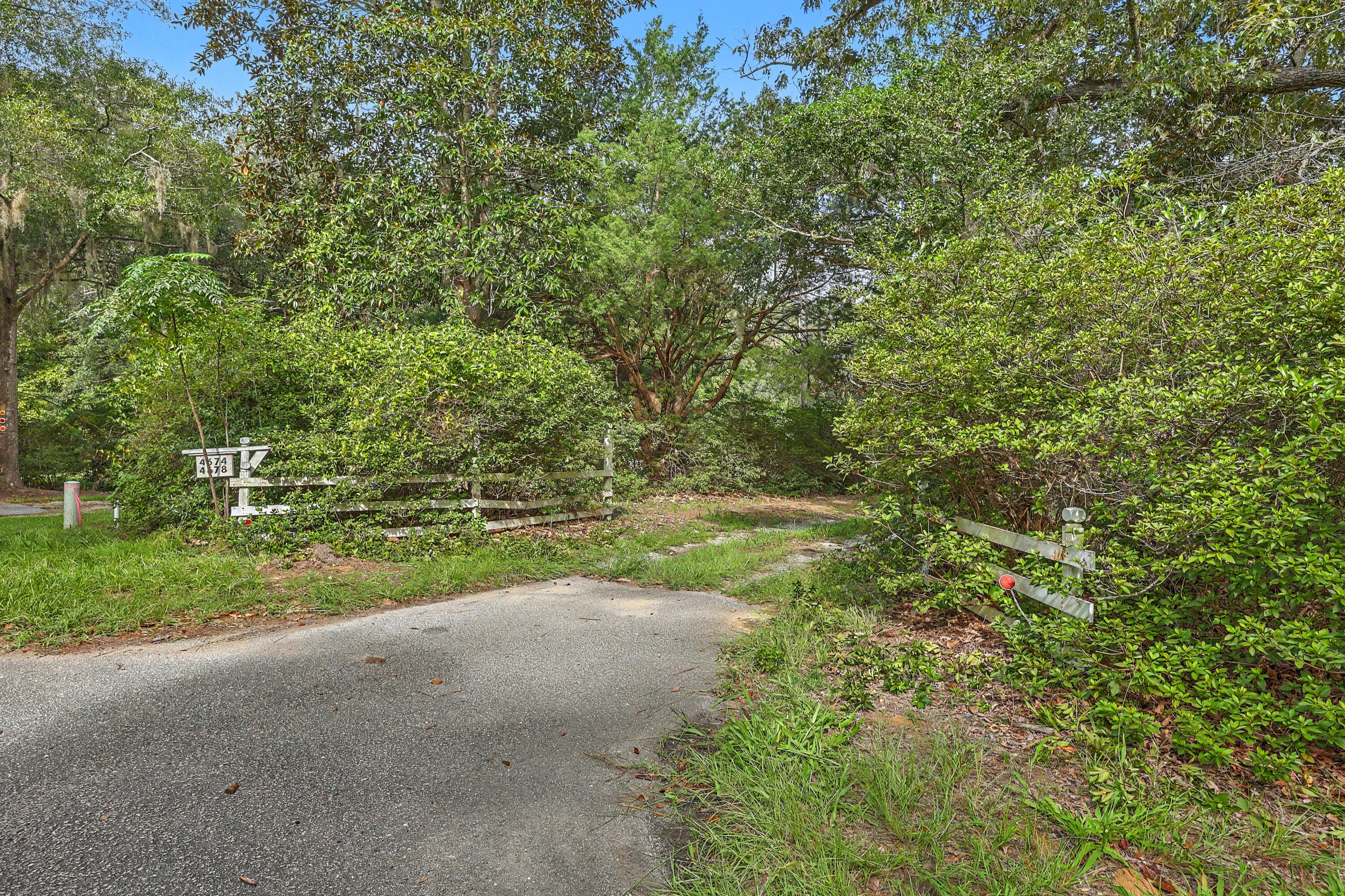 4674 Maybank Highway