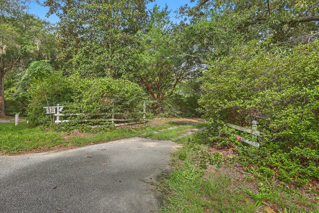 Photo of 4674 Maybank Highway, Wadmalaw Island, SC 29487 (MLS # 26026218)