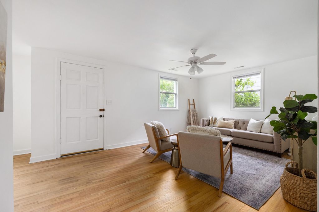 Photo of 201 Collingwood Avenue, Charleston, SC 29407 (MLS # 26006303)