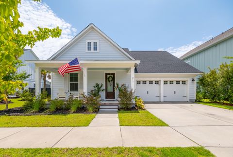 Photo of 213 Clearblue Loop, Summerville, SC 29486 (MLS # 26017983)