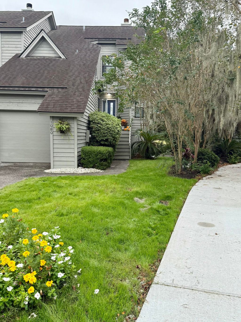 Photo of 1080 Marsh Court Lane, Mount Pleasant, SC 29464 (MLS # 25028369)