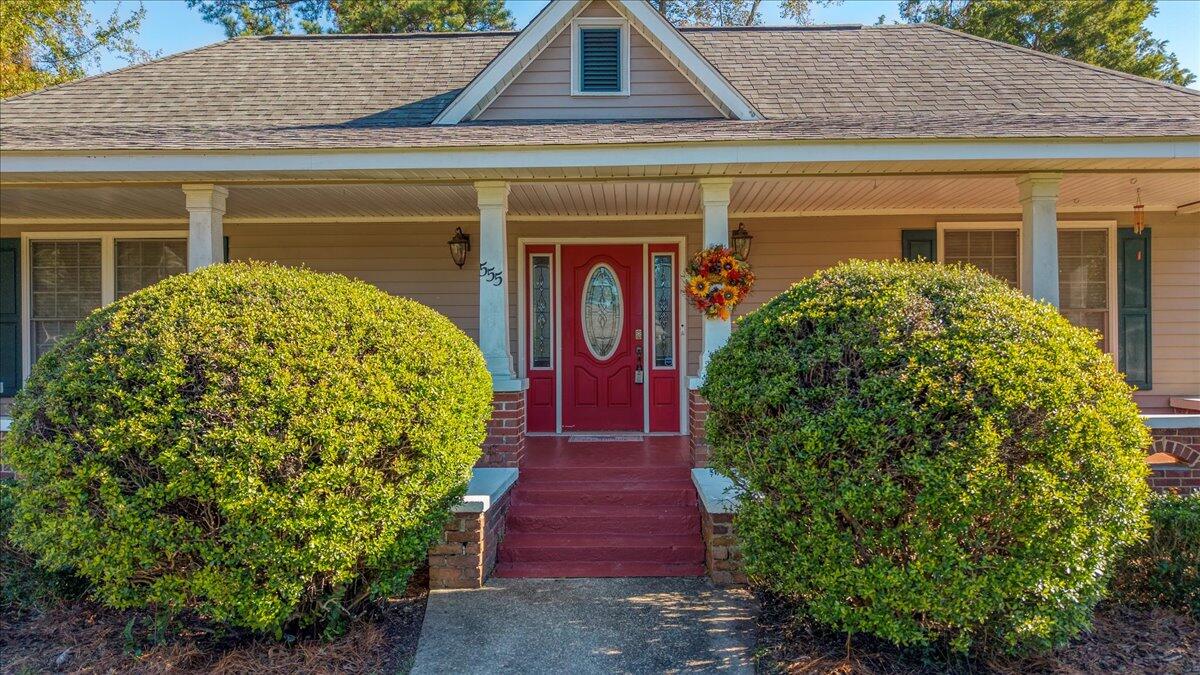 555 Barkley Street