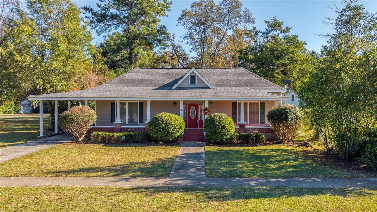 555 Barkley Street