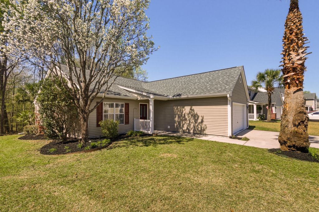 Photo of 123 Broken Branch Drive, Goose Creek, SC 29445 (MLS # 26008560)