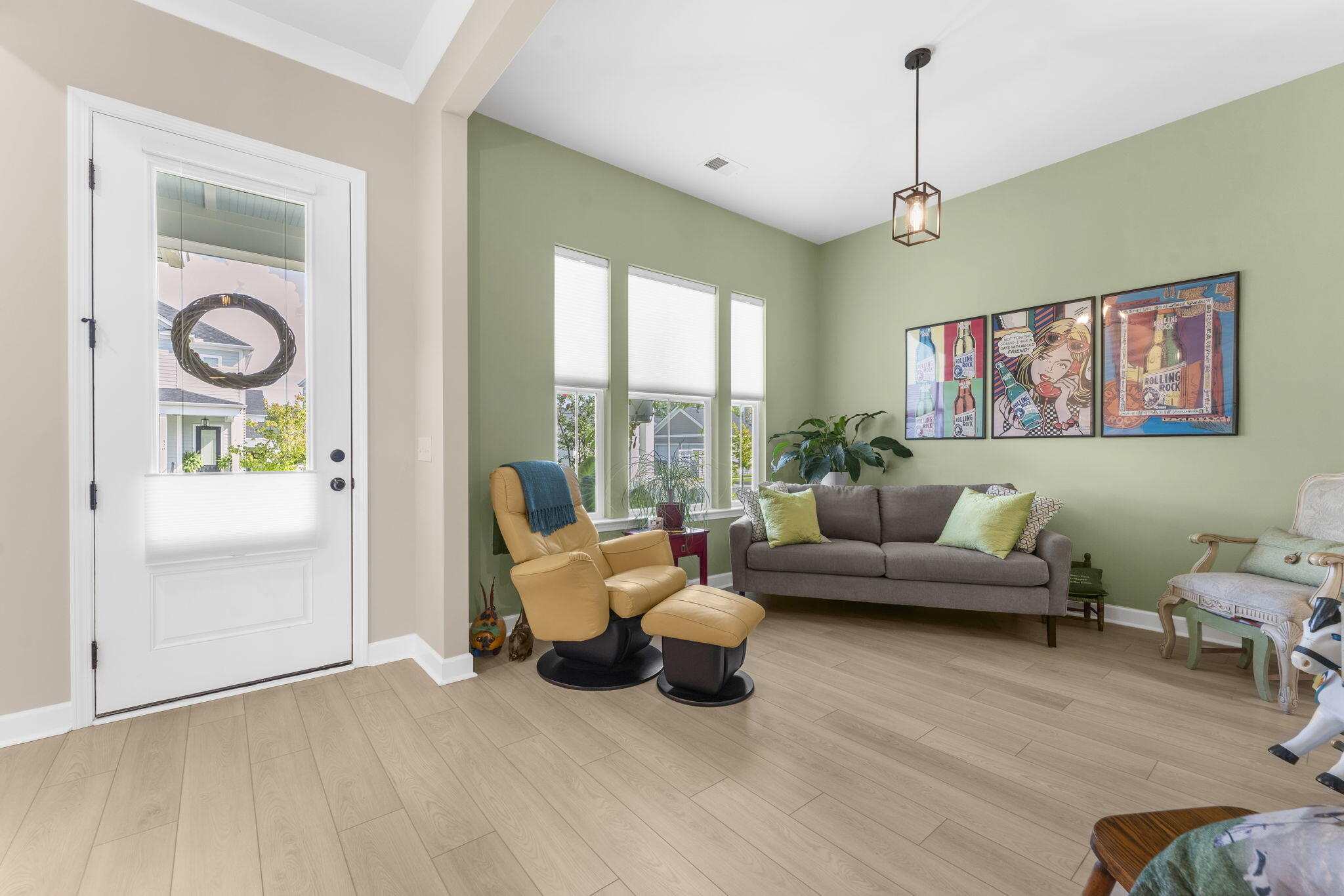 321 Eclipse Street