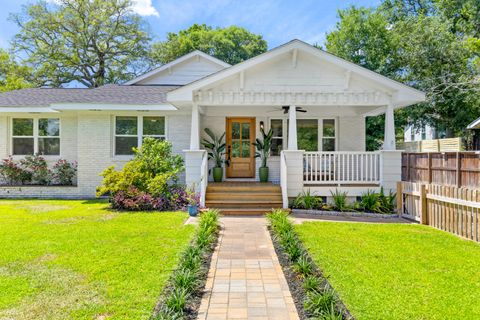 Single Family Residence in Mount Pleasant SC 604 Coral Street.jpg