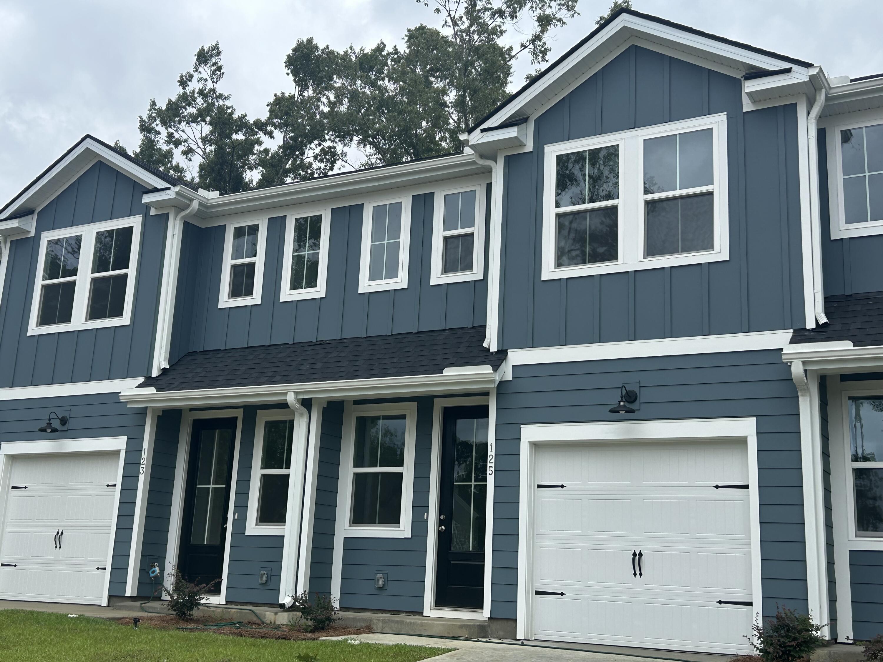 125 Berry Shoals Drive