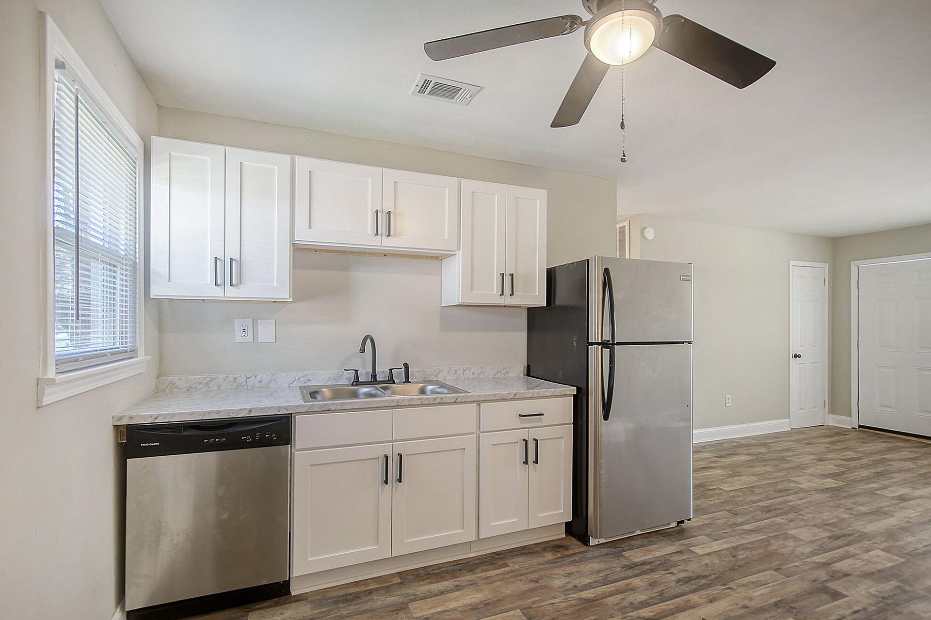 1530 Orange Grove Road A&B