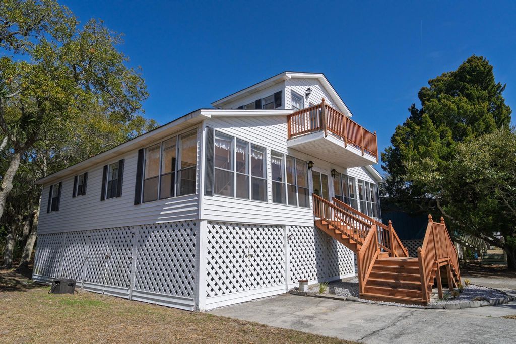 Photo of 2305 Myrtle Street, Edisto Island, SC 29438 (MLS # 26009540)