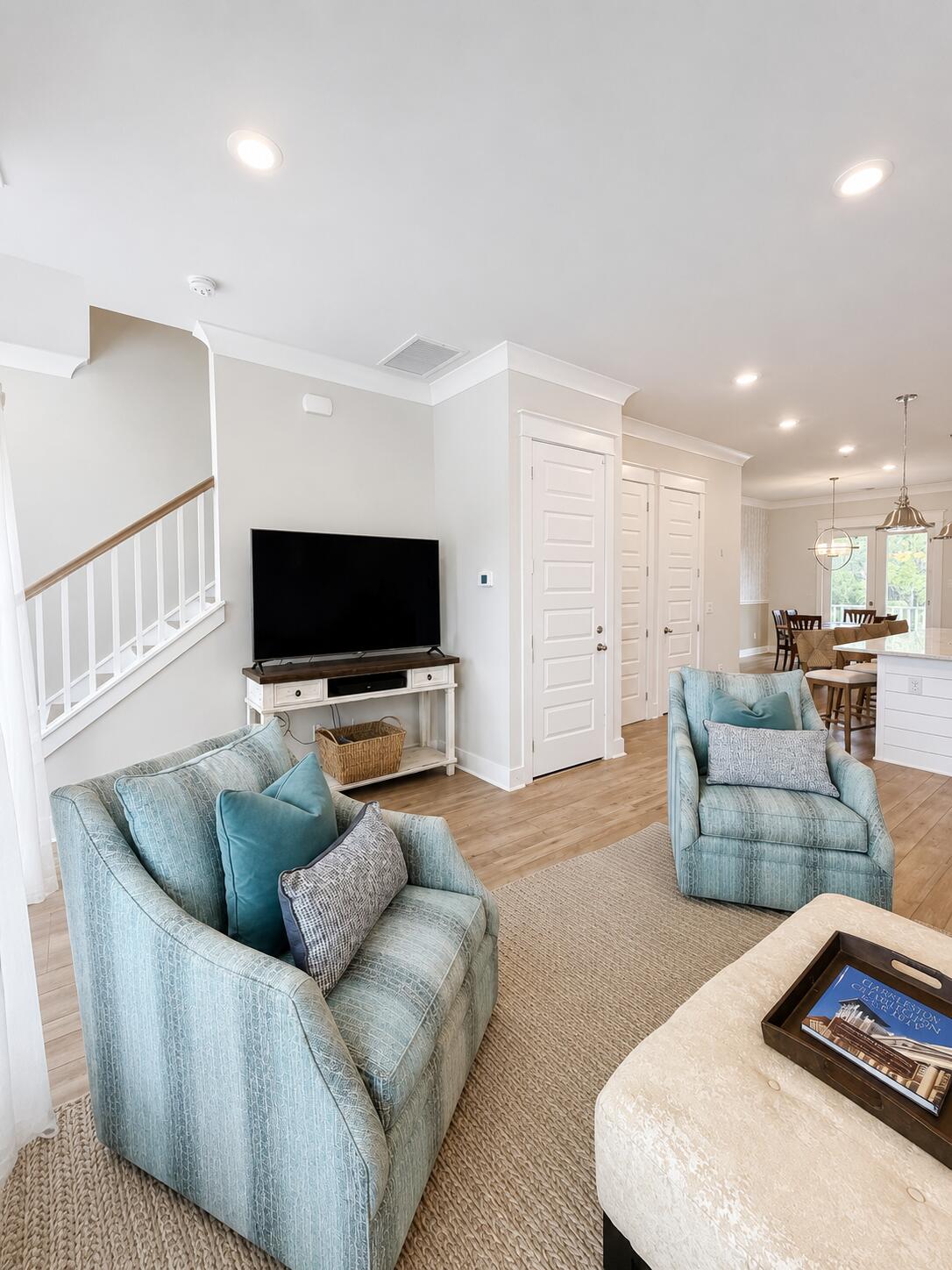 814 Kings Oak Court Unit 2