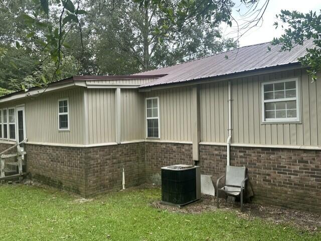 1023 Roosevelt Drive