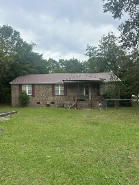 Photo of 1023 Roosevelt Drive, Summerton, SC 29148 (MLS # 26026271)