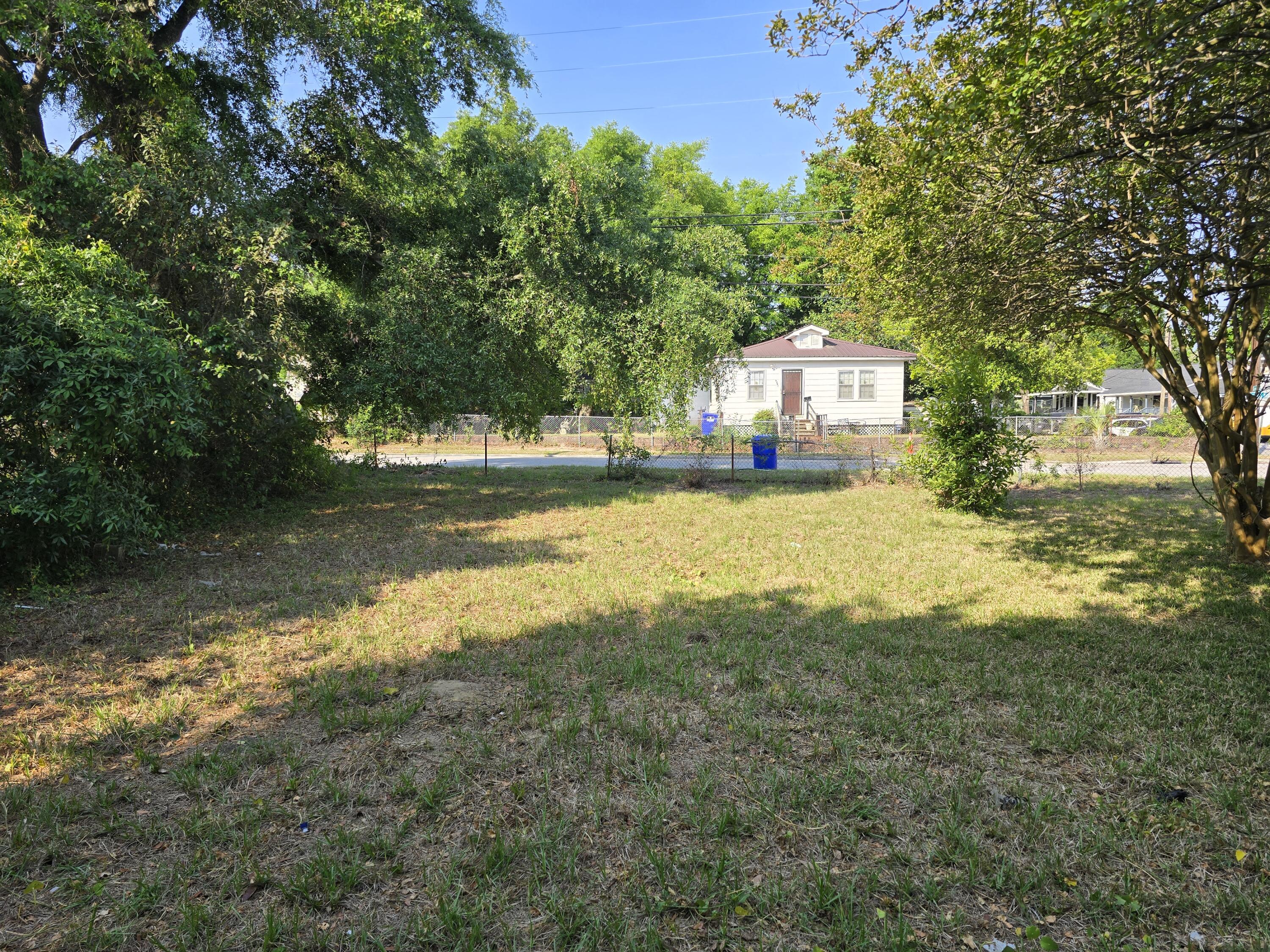 1809 Grayson Street