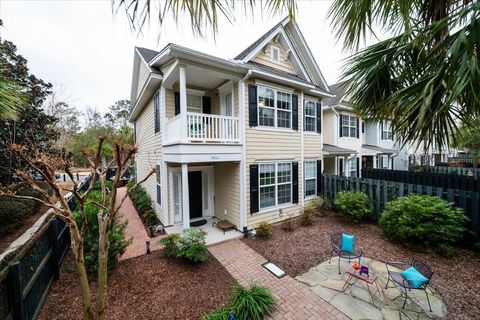 A home in Mount Pleasant