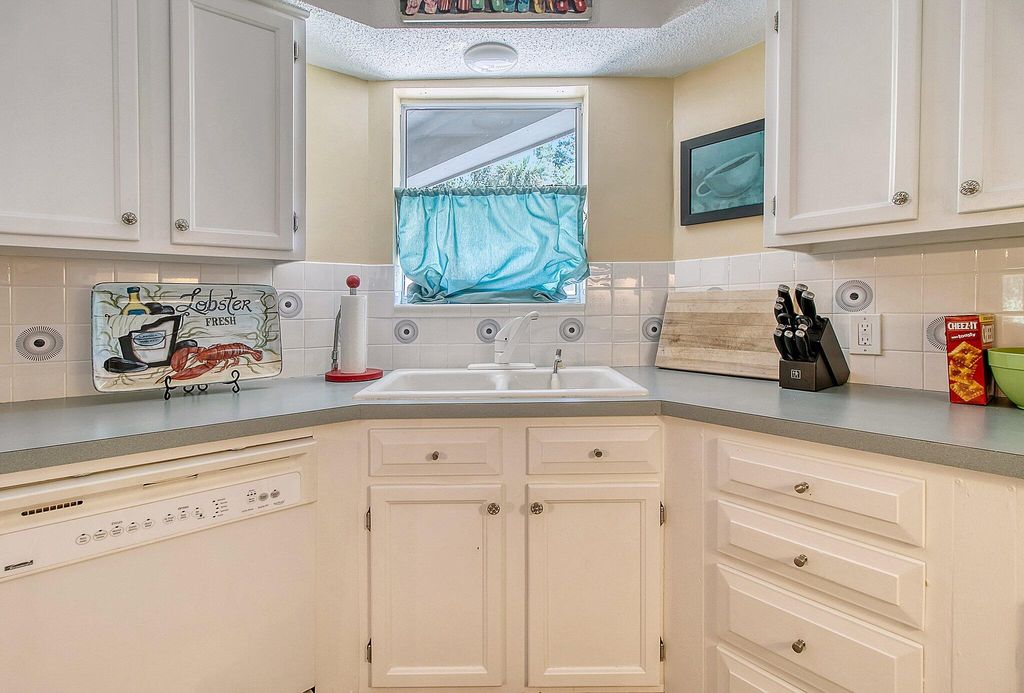 Photo of 433 Double Eagle Trace #433, Johns Island, SC 29455 (MLS # 26008063)