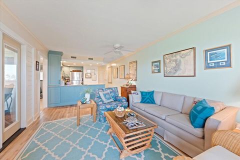 MLS: 25008818