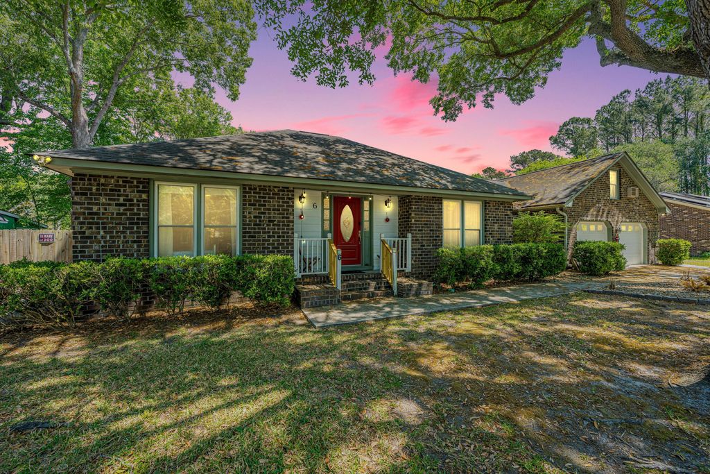 Photo of 6 Hunters Forest Drive, Charleston, SC 29414 (MLS # 26010833)