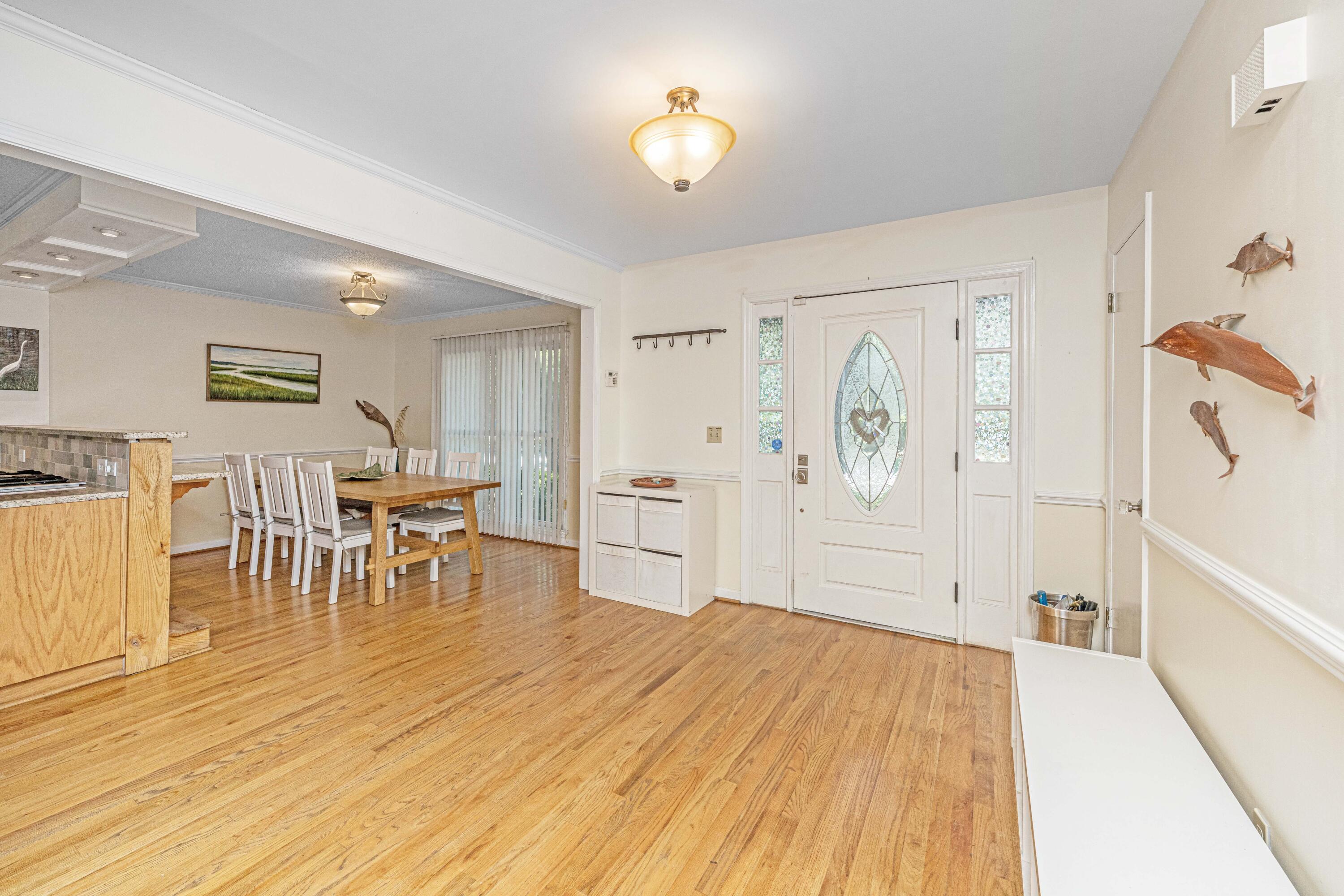 6 Hunters Forest Drive