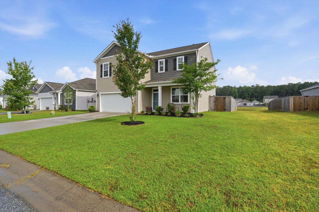 Photo of 597 Wayton Circle, Moncks Corner, SC 29461 (MLS # 26012690)