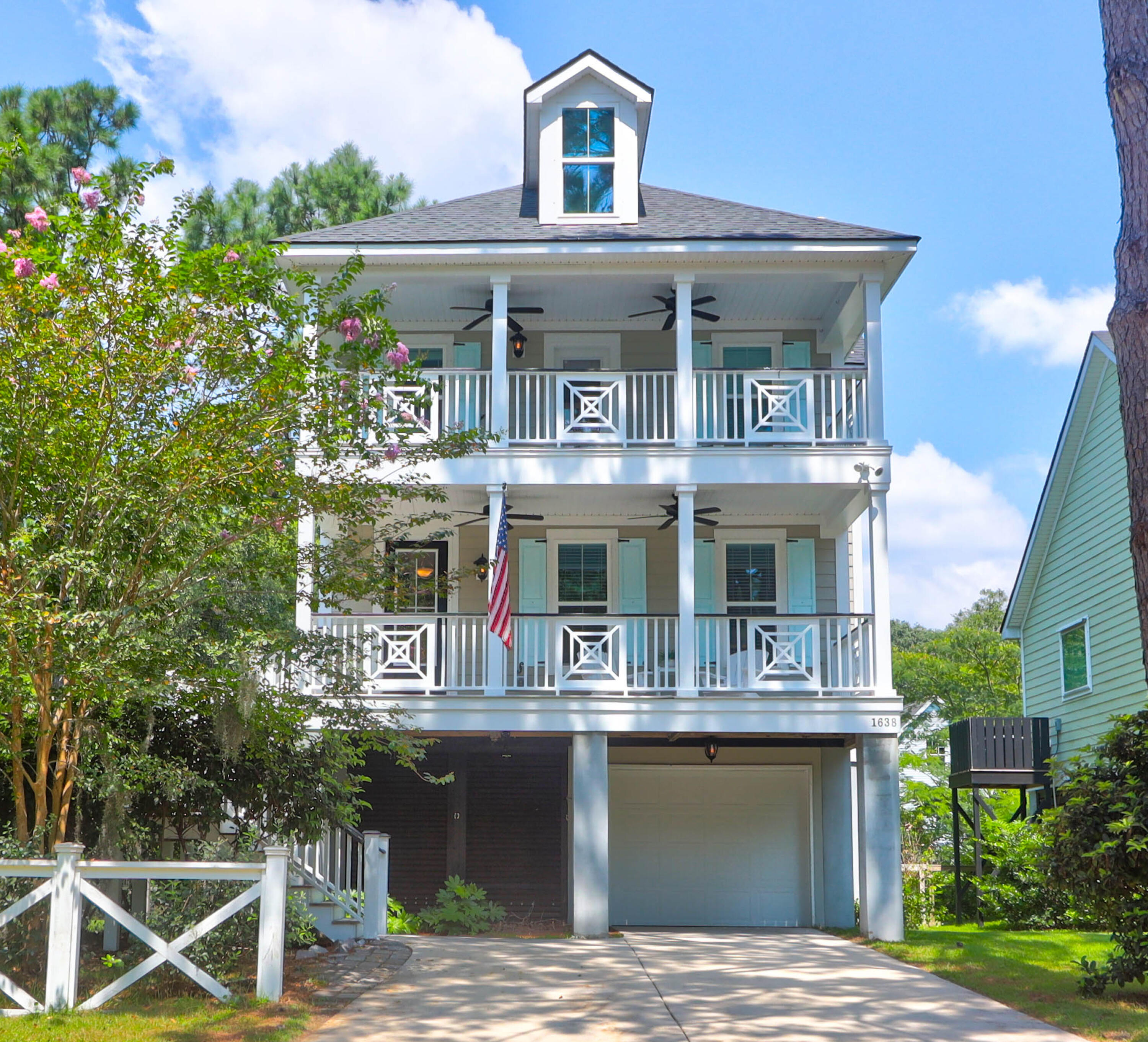View Mount Pleasant, SC 29466 house