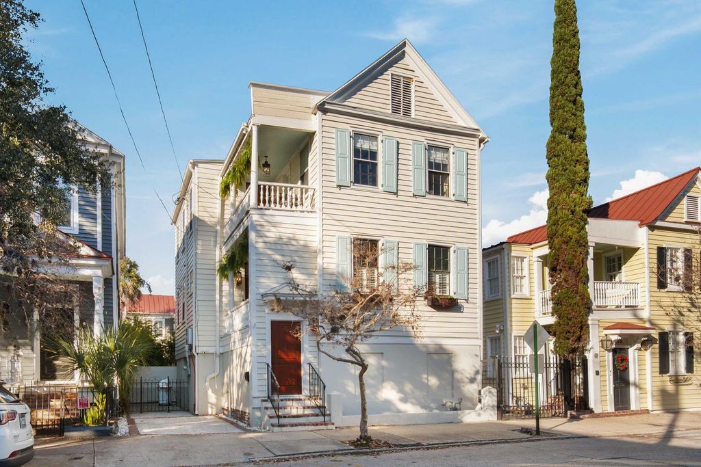 Photo of 78 Vanderhorst Street, Charleston, SC 29403 (MLS # 26004624)