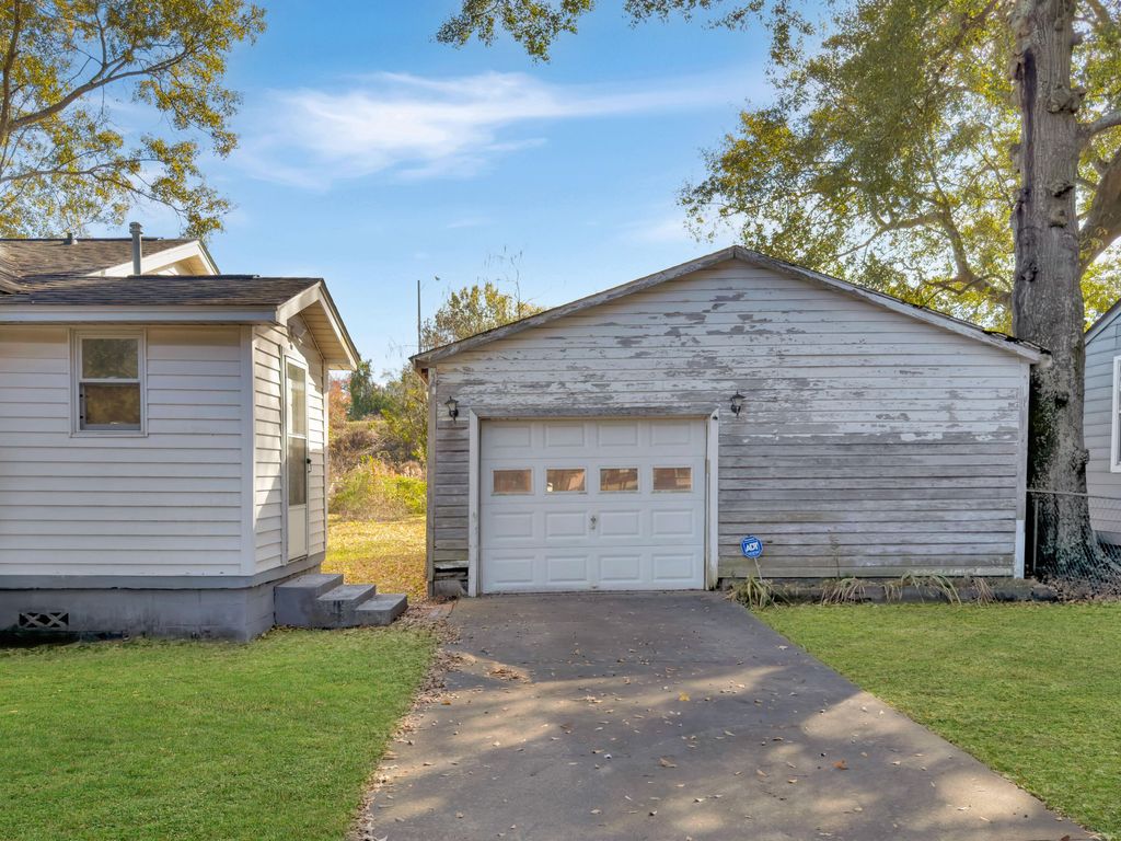 Photo of 2207 Margaret Drive, North Charleston, SC 29406 (MLS # 25032579)