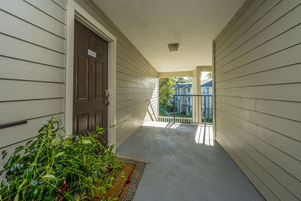 Photo of 700 Daniel Ellis Drive #Apt 14307, Charleston, SC 29412 (MLS # 26025360)