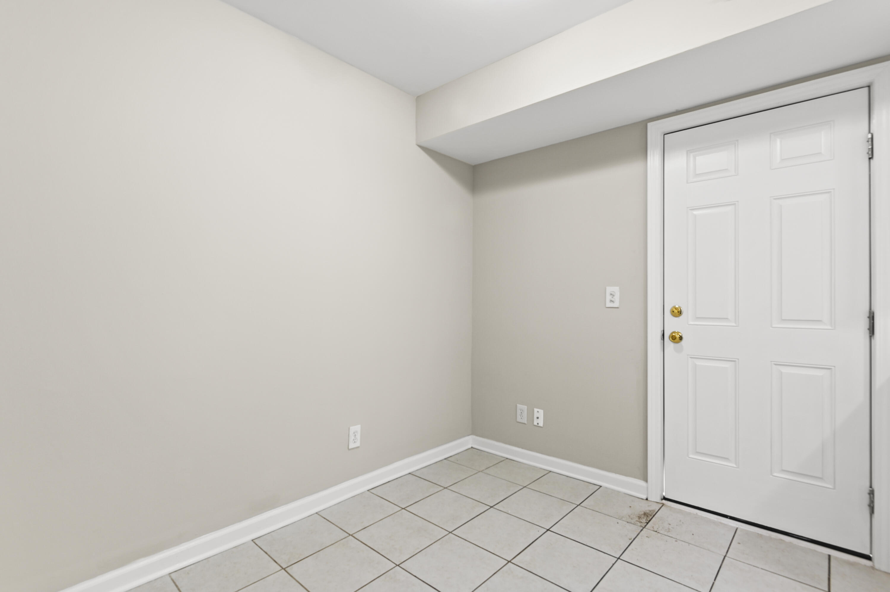 2107 Rondo Street 102