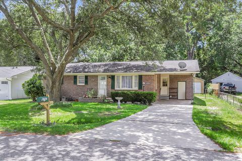 4767 June Street North Charleston SC 29405