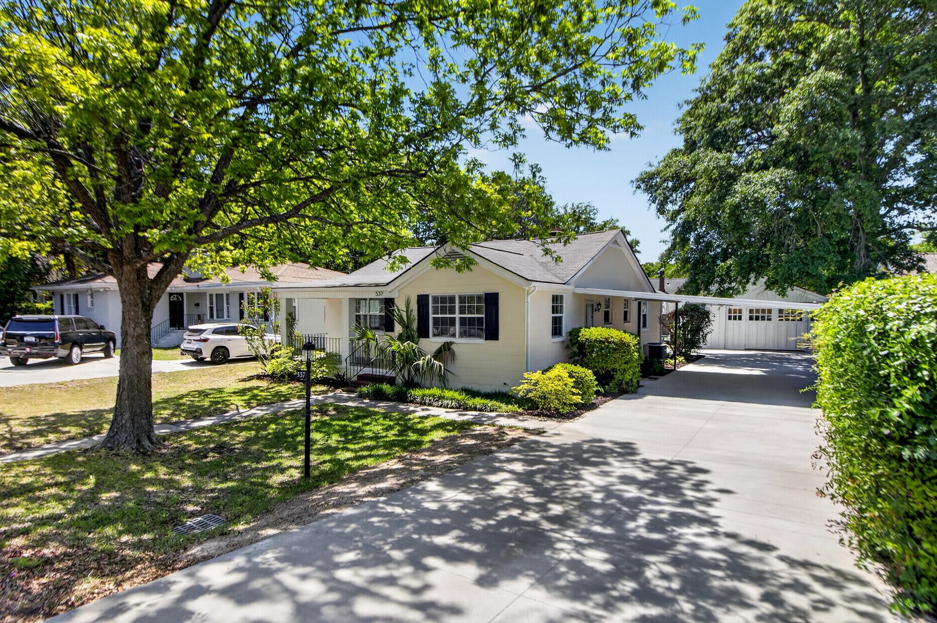537 St. Andrew'S Boulevard