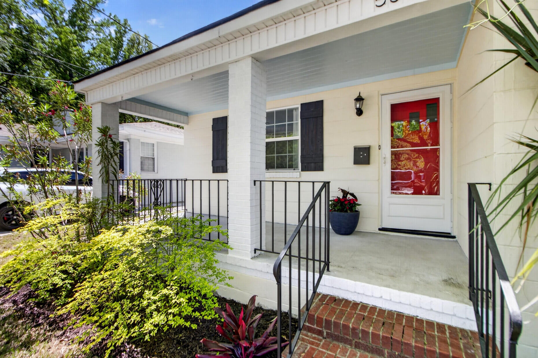 537 St. Andrew'S Boulevard