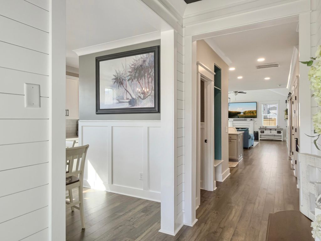 Photo of 642 Sienna Way, Summerville, SC 29486 (MLS # 26009445)