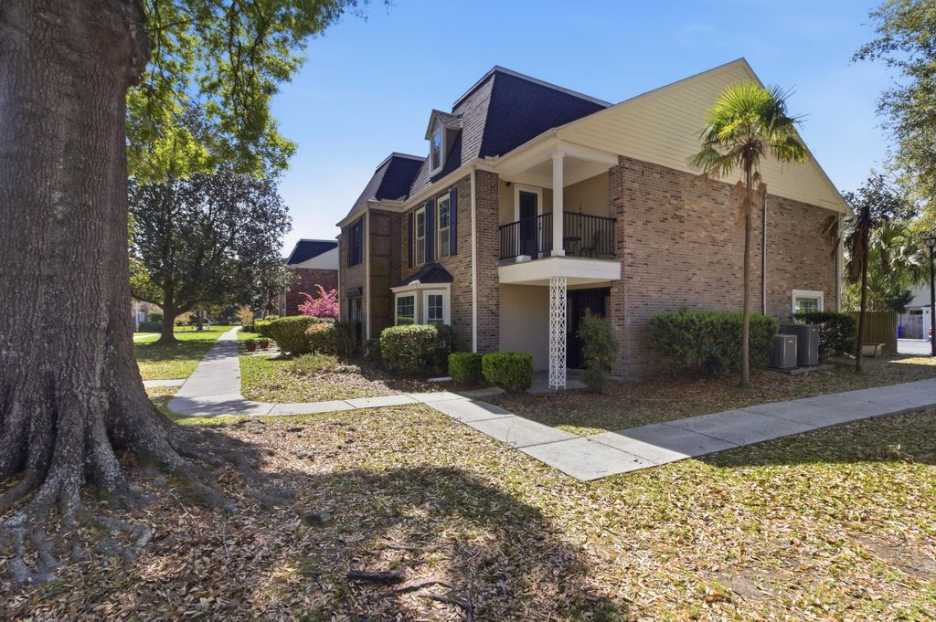 Photo of 2948 Cathedral Lane, Charleston, SC 29414 (MLS # 26007924)