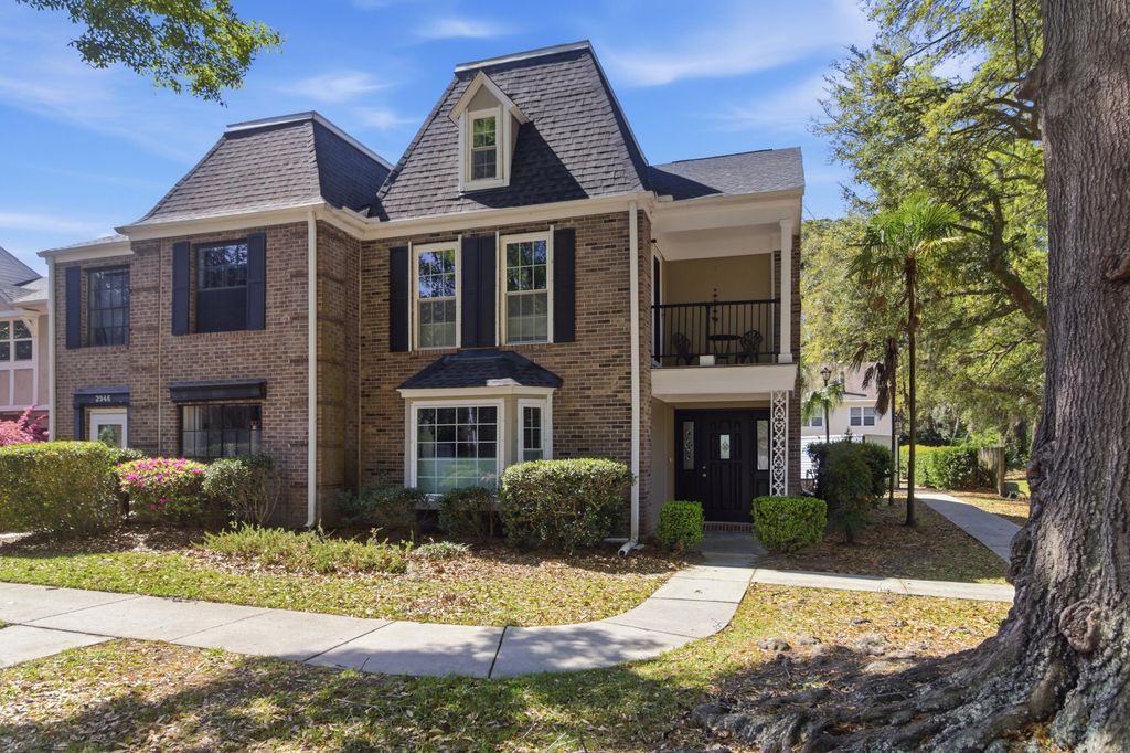 Photo of 2948 Cathedral Lane, Charleston, SC 29414 (MLS # 26007924)