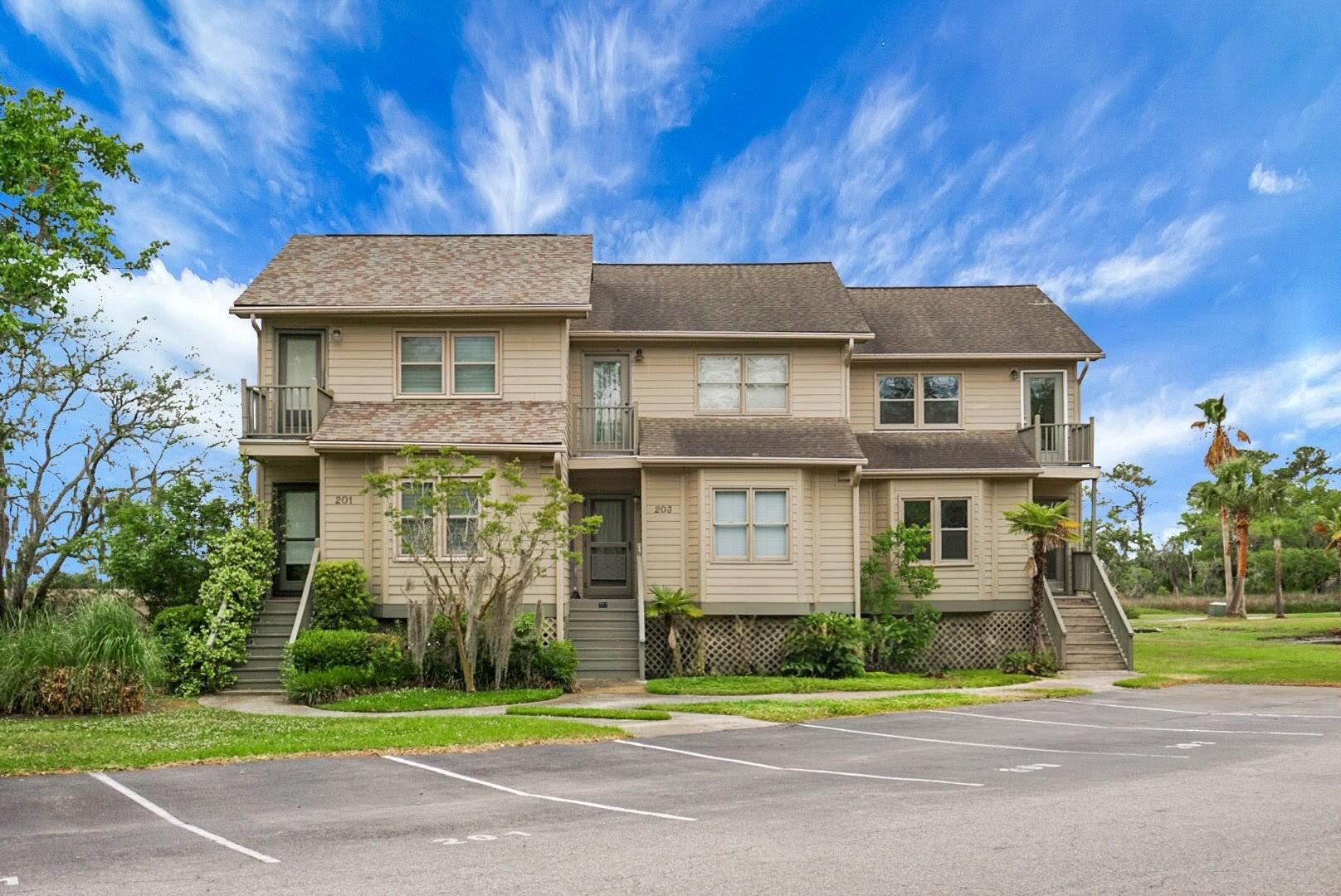205 River Breeze Drive Unit 1