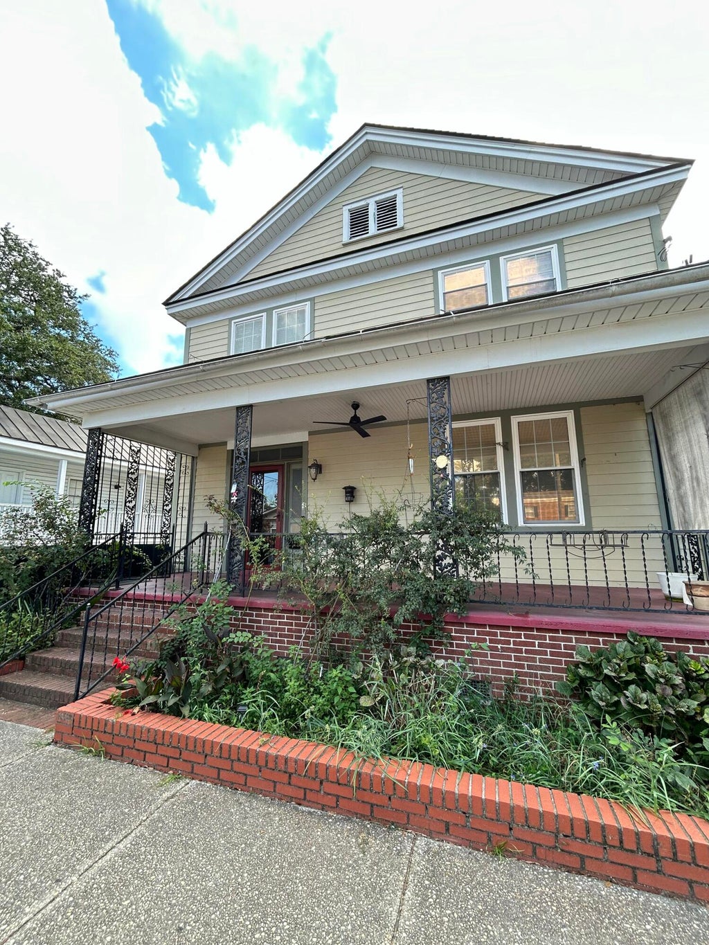 Photo of 9 Ashton Street, Charleston, SC 29403 (MLS # 26027306)
