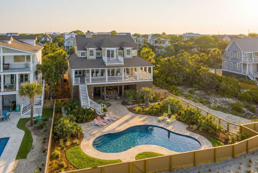 Photo of 304 Ocean Boulevard, Isle of Palms, SC 29451 (MLS # 26011198)