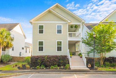 5222 E Dolphin Street North Charleston SC 29405