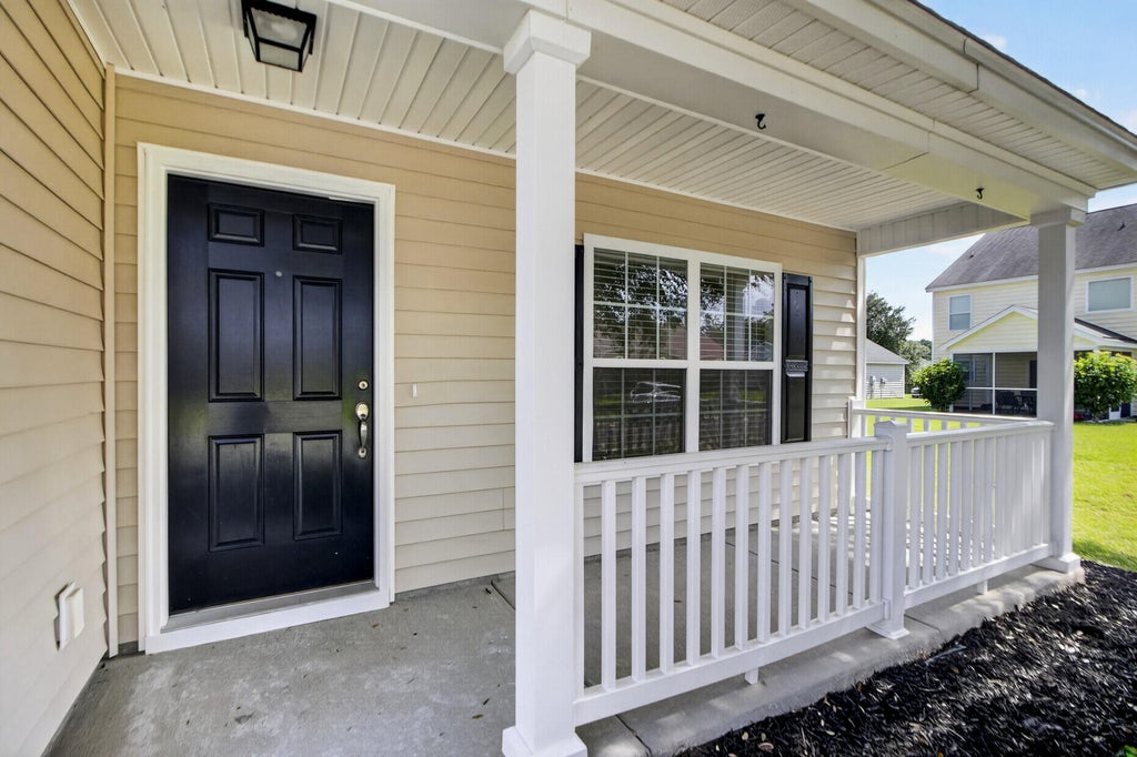 Photo of 402 Early Morning Drive, Moncks Corner, SC 29461 (MLS # 26025924)